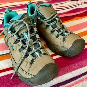 Keen Targhee III Women's WaterProof Hiking Shoes Size 6.5 Nearly NEW
